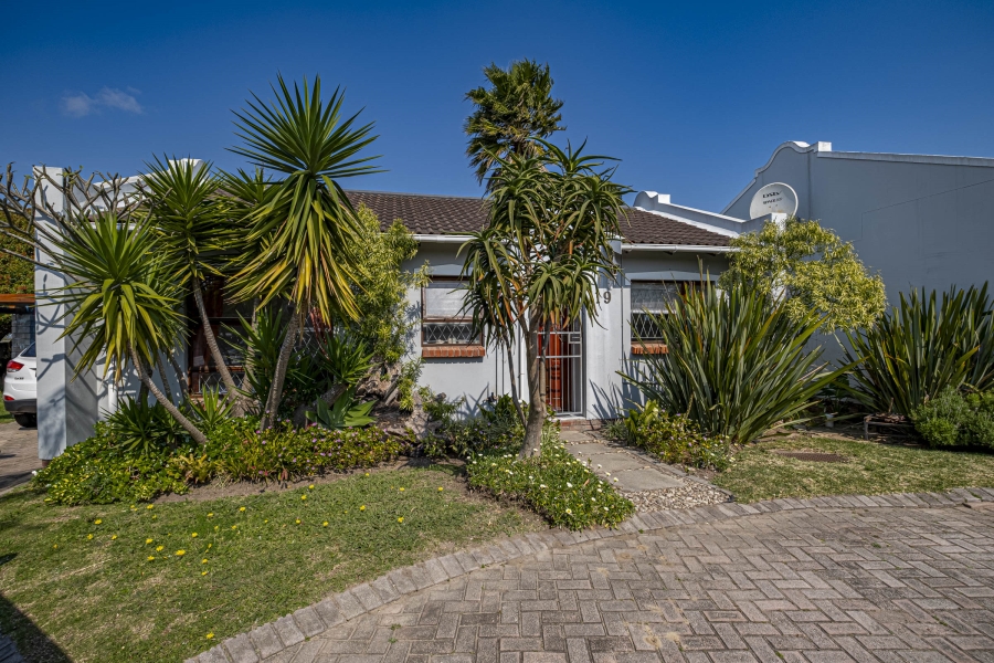 2 Bedroom Property for Sale in Kabega Park Eastern Cape